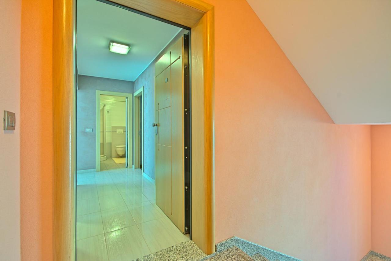 Apartments Riva-Interauto Ουμάγκ Εξωτερικό φωτογραφία