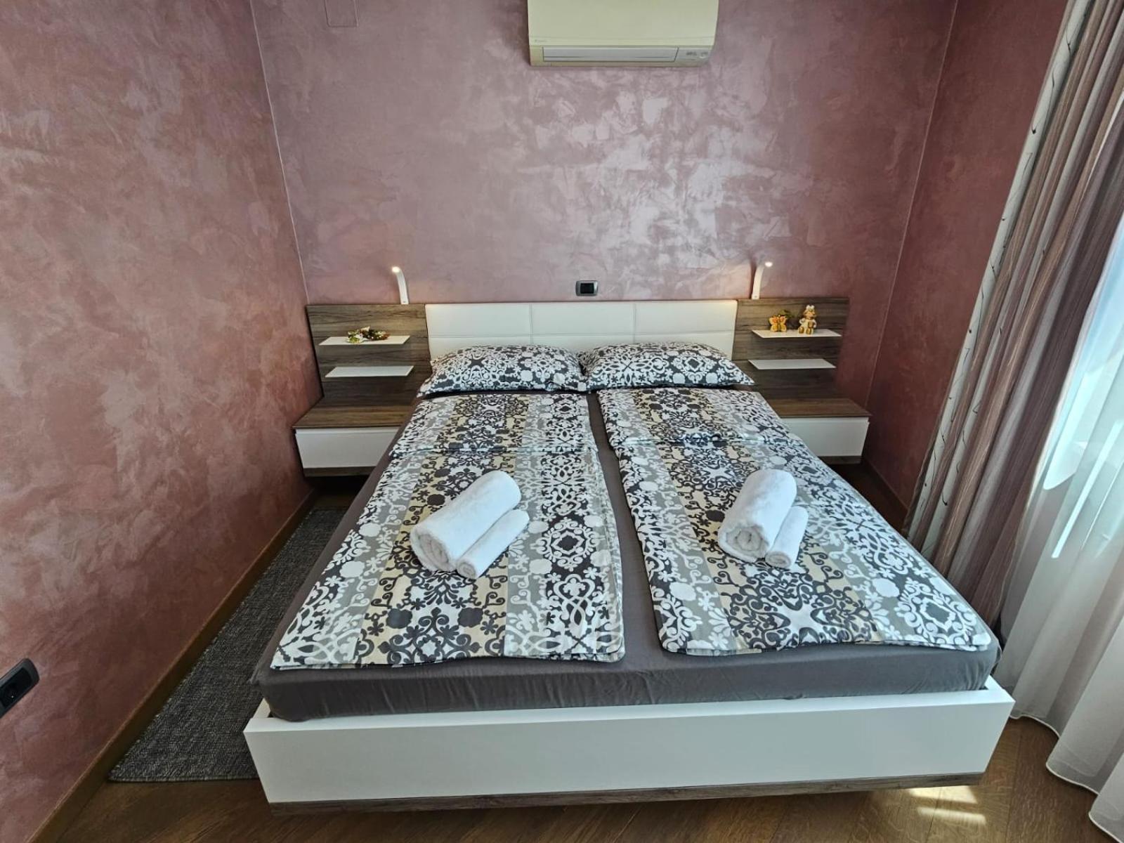 Apartments Riva-Interauto Ουμάγκ Εξωτερικό φωτογραφία