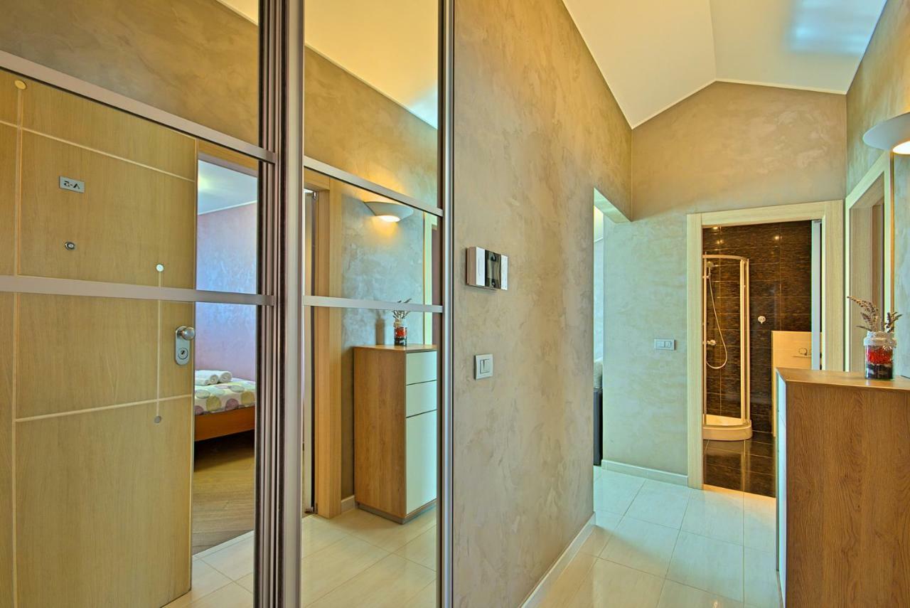 Apartments Riva-Interauto Ουμάγκ Εξωτερικό φωτογραφία